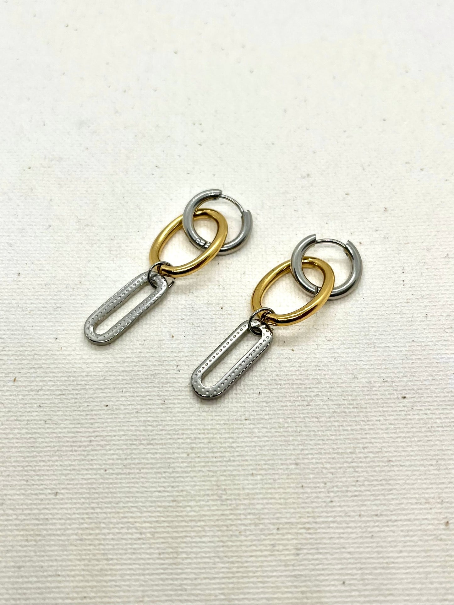 Boucles d'oreilles créoles uniques - SWITCH