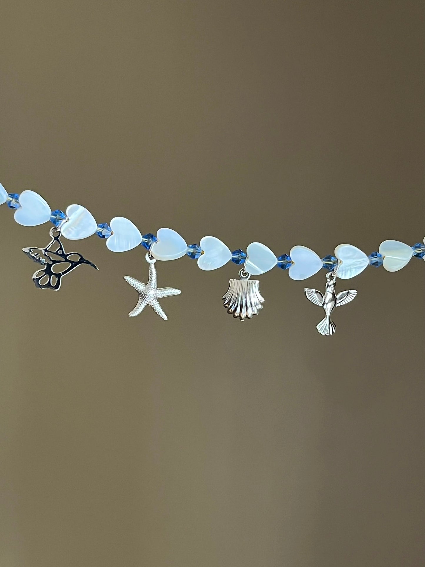Bracelet charms perles nacre et perles verre coloré personnalisable argenté