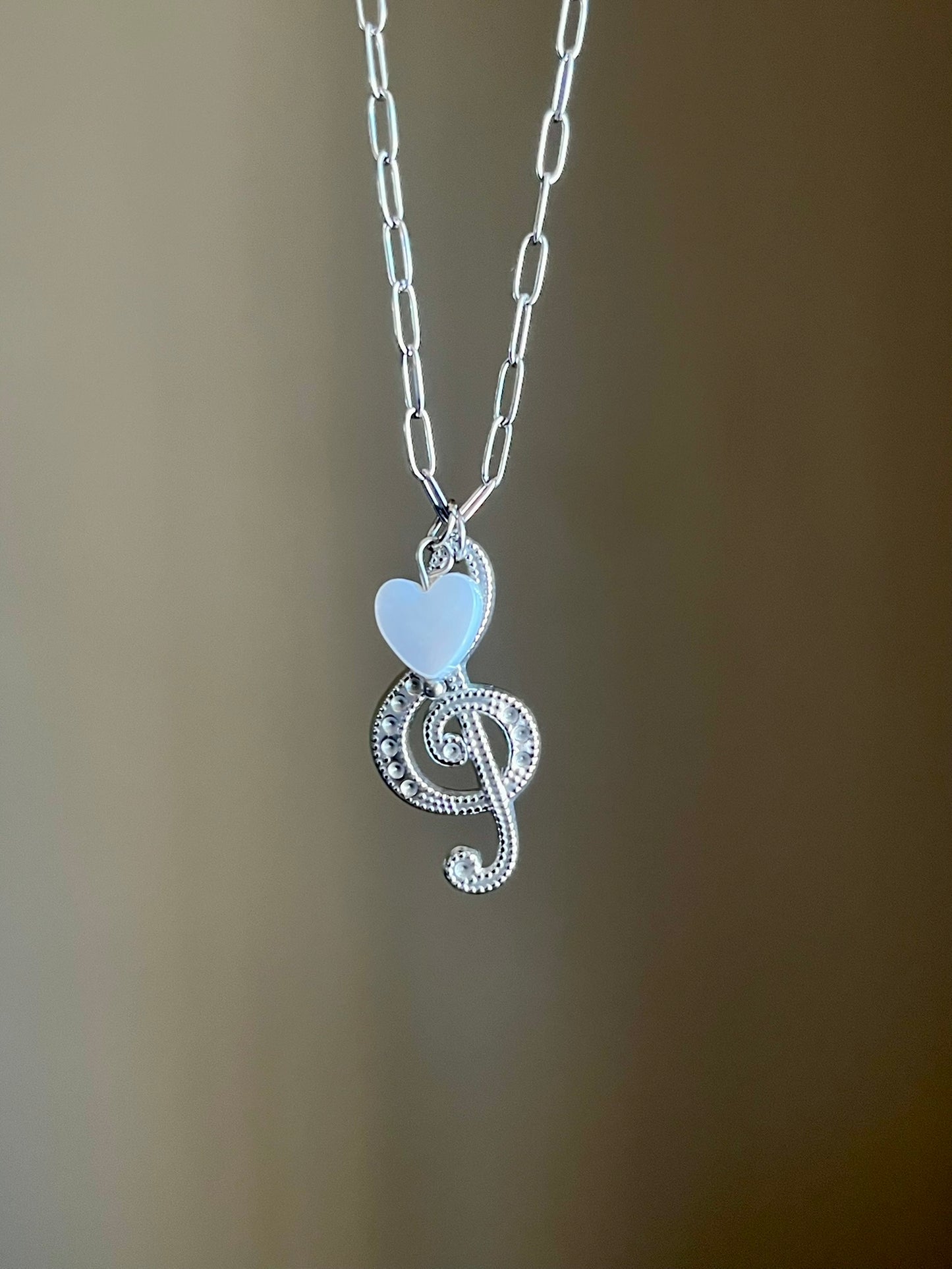 Collier charms pendentif argenté