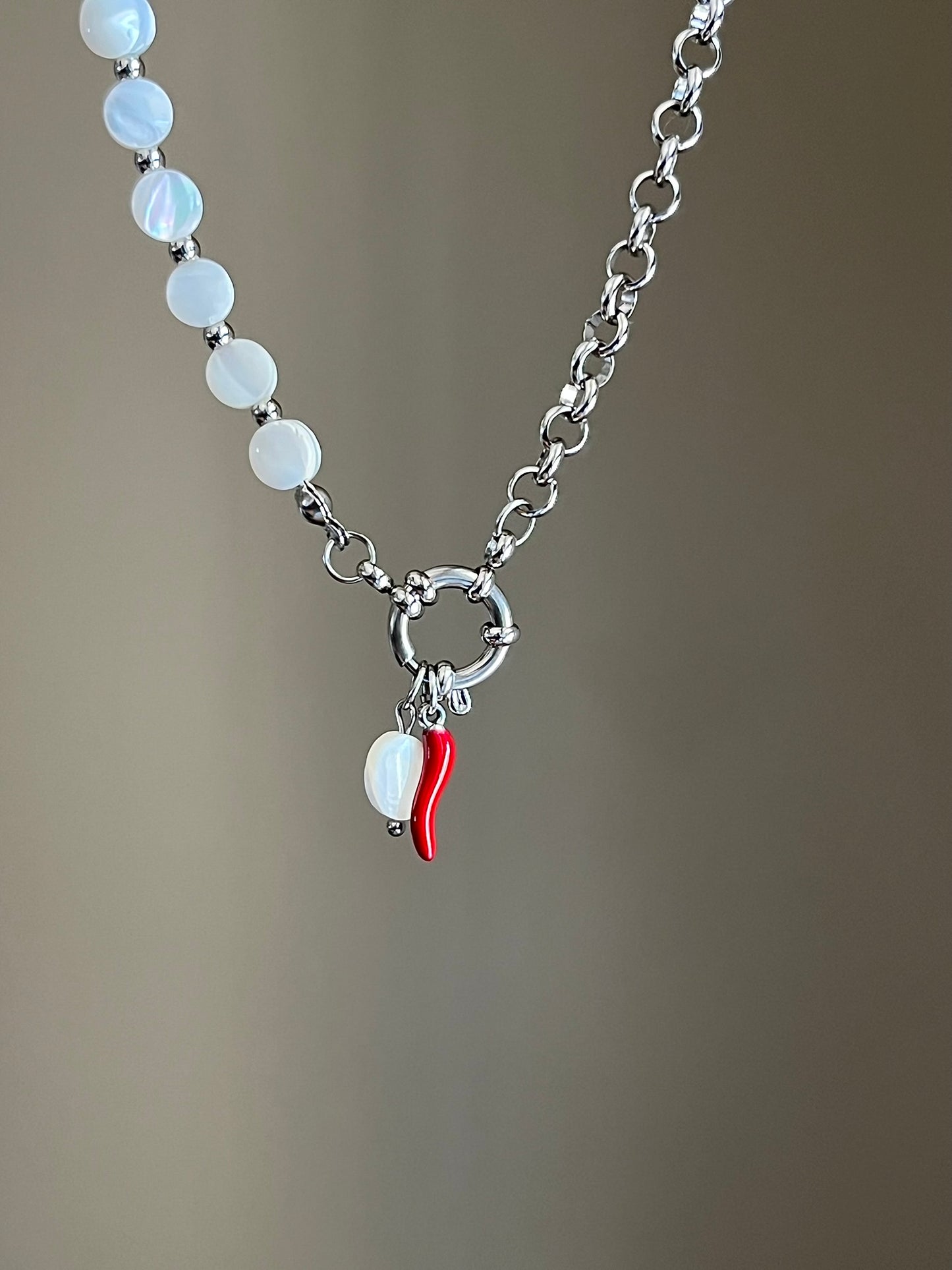 Collier charms personnalisable nacre asymétrique argenté