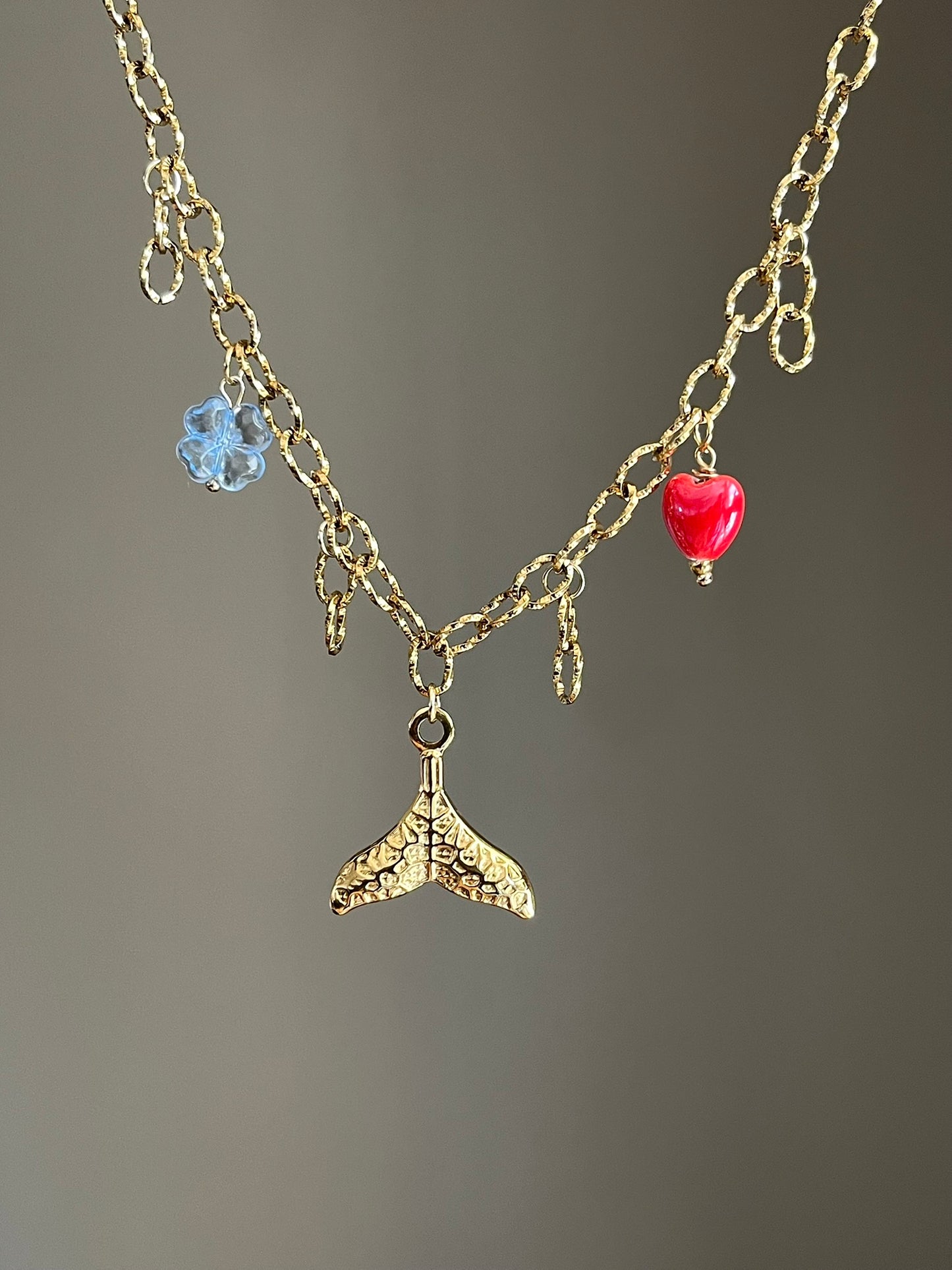 Collier charms personnalisables mailles pendantes doré