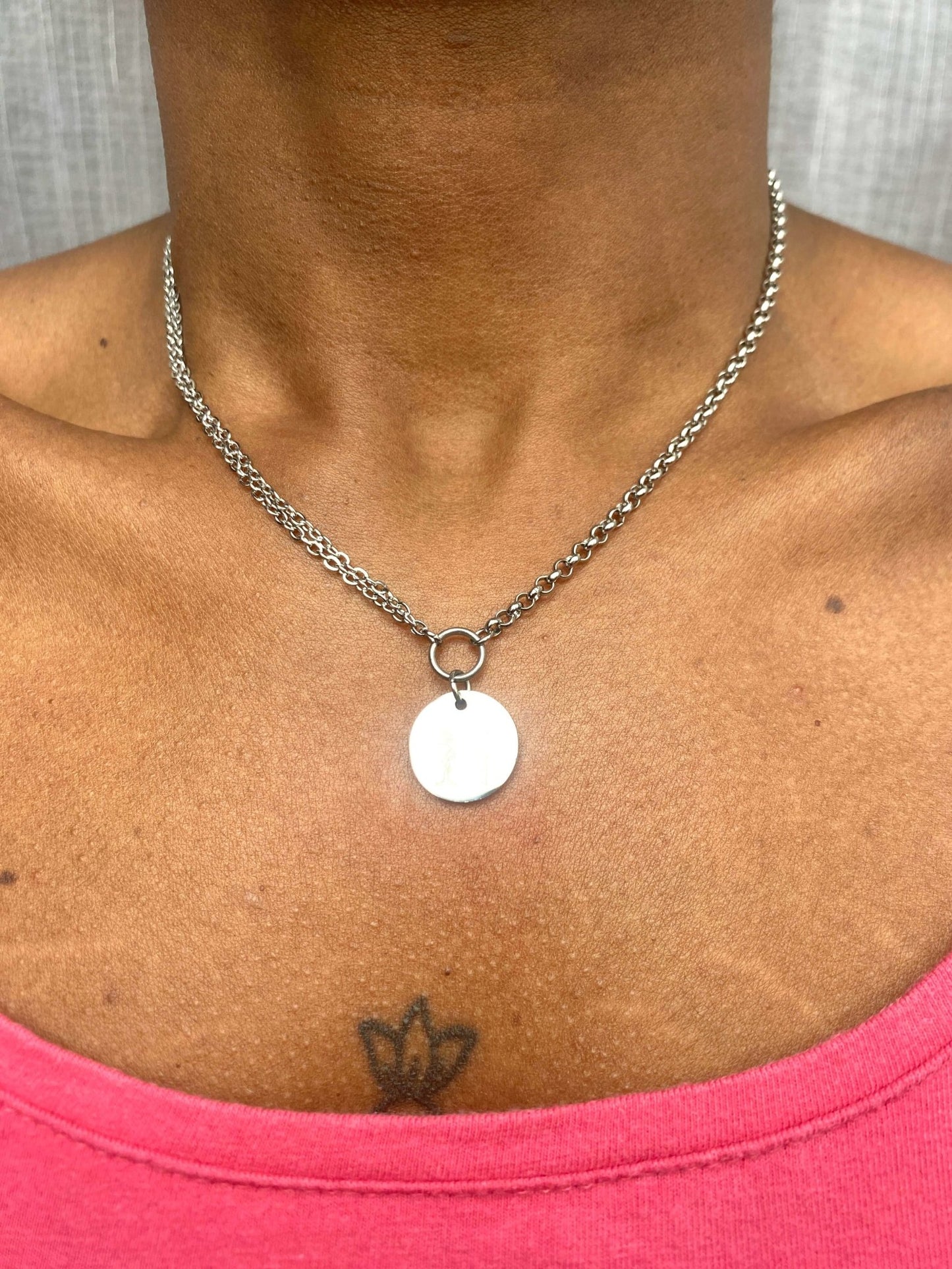 Collier personnalisé asymétrique long LOLA - bijou personnalisé
