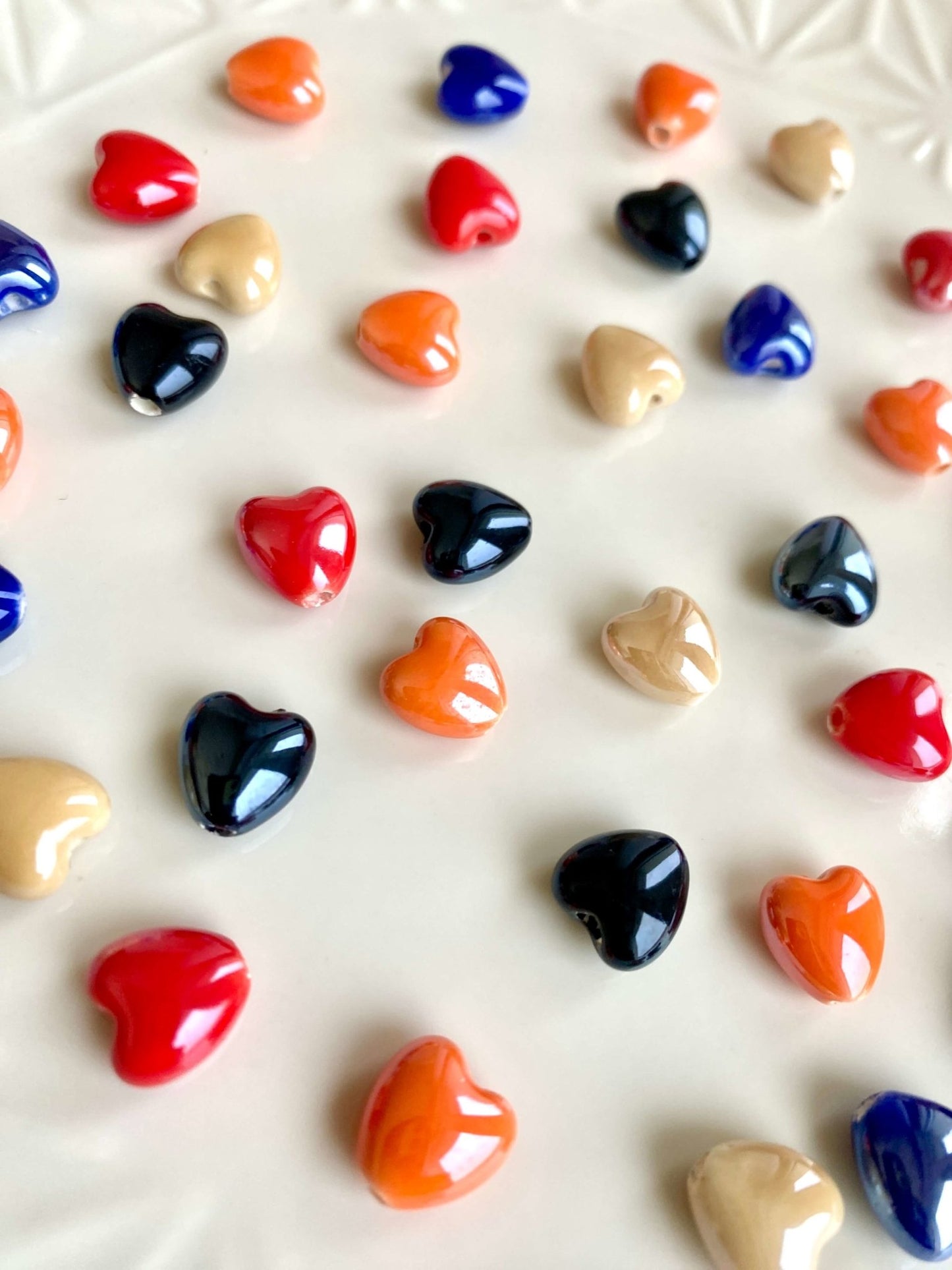 Perles cœur céramique - bijoux personnalisés
