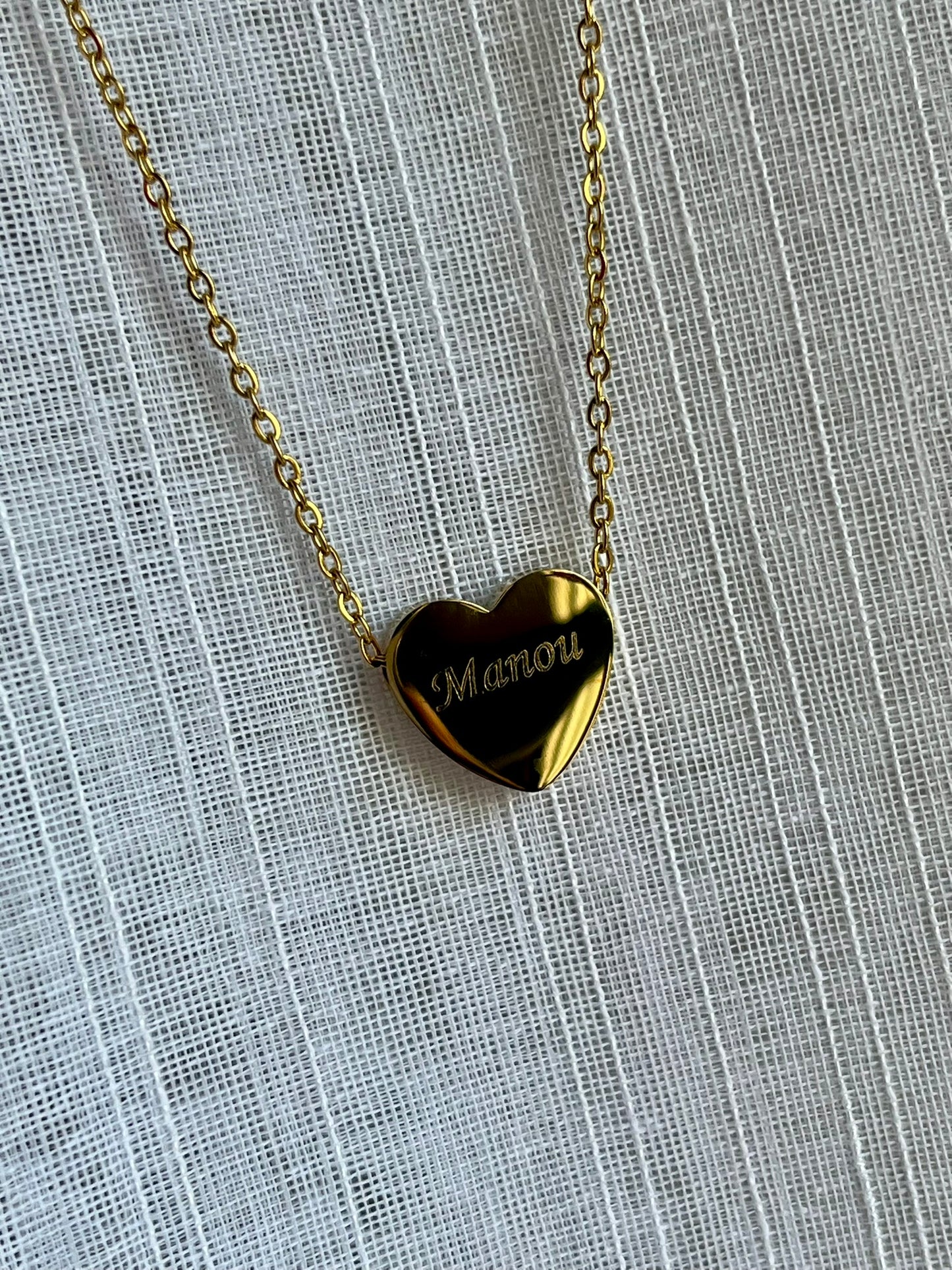 Collier coeur pendentif gravé coulissant doré