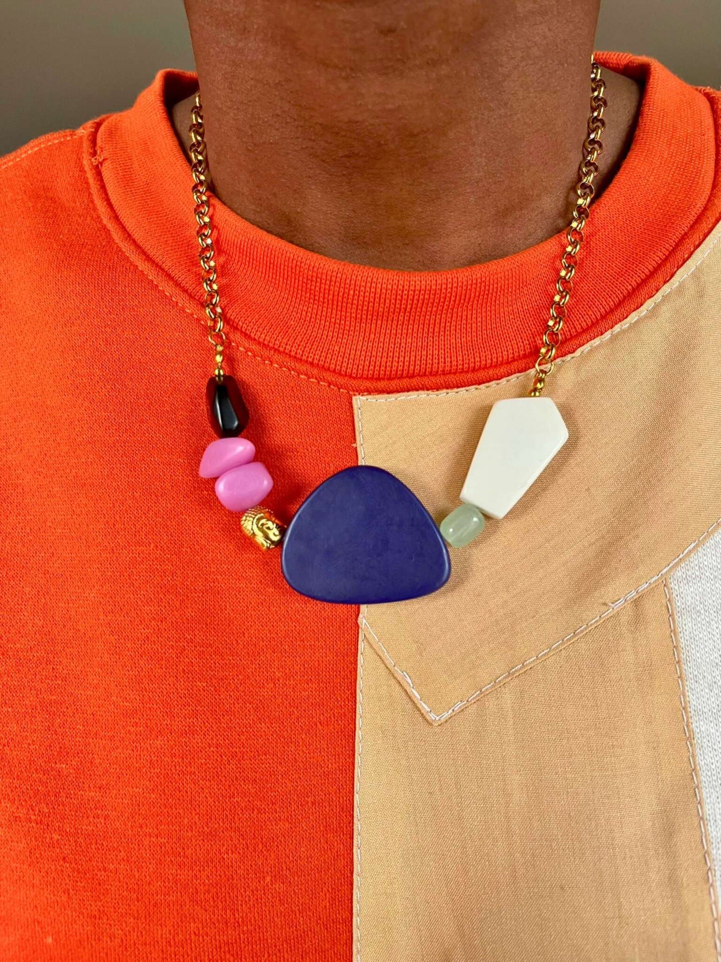 Collier perles colorées, bouddha, chaine acier inoxydable porté Evacolor - Chouette Merveille